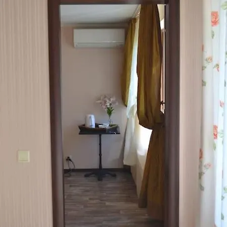Sea & Garden Apartment *